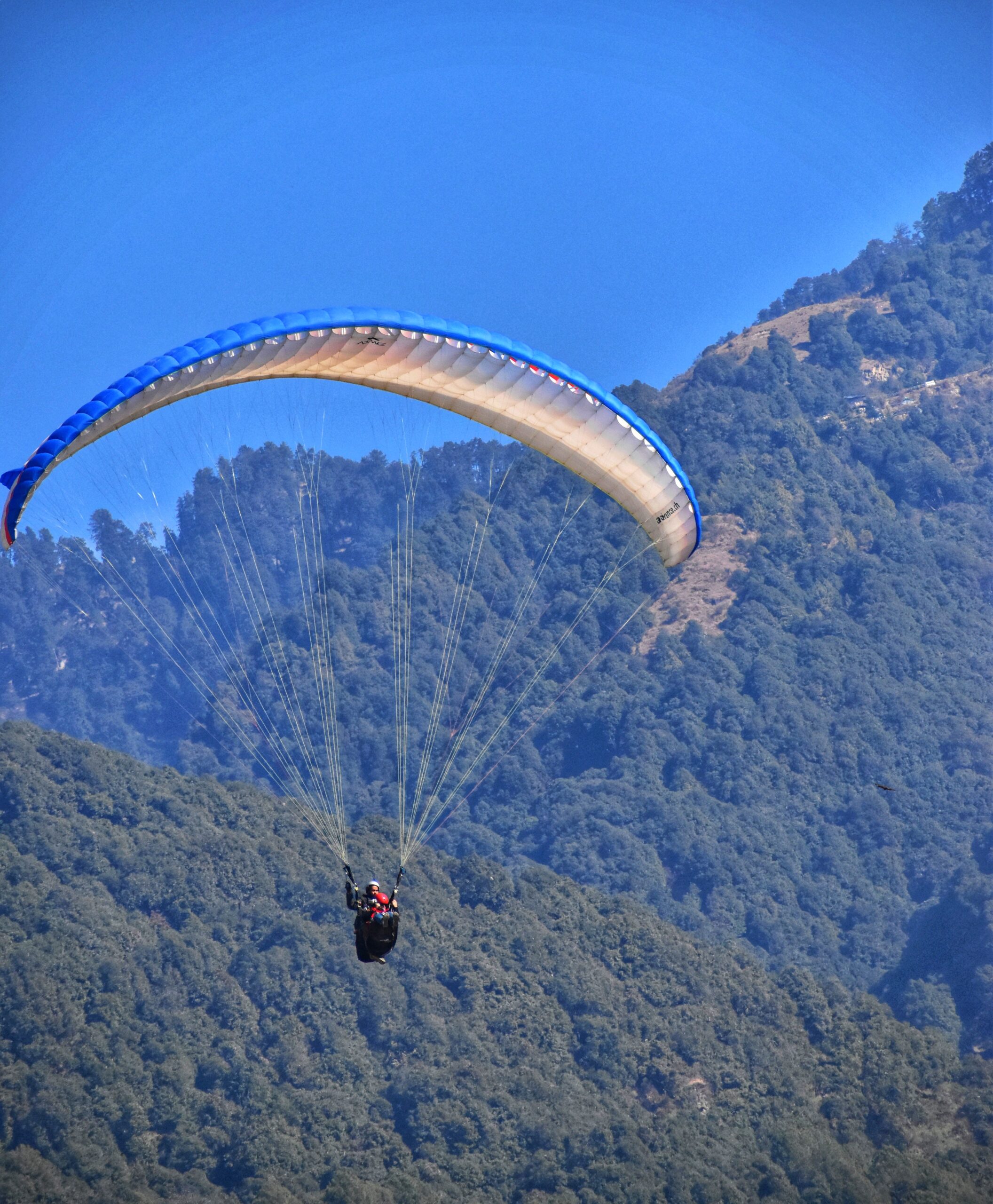 Himachal Pradesh boasts of world's best Paragliding site at Bir-Billing,  Manali | Travel - Hindustan Times